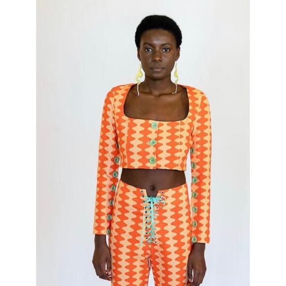 Tyler McGillivary Samara Orange Wave Print Cropped Button Top Size Medium - Picture 2 of 8